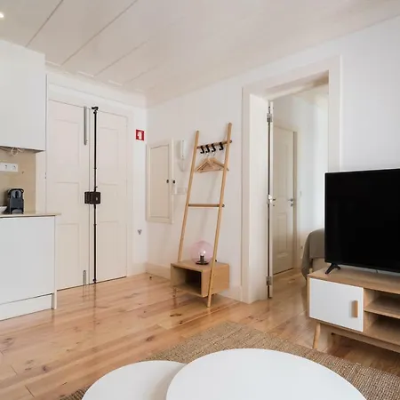 Flh Anjos Lovely Лиссабон